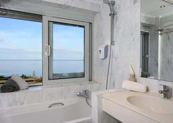 Istron Bay Hotel