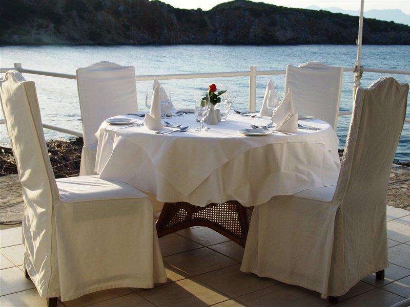 Bay Hotel Istron